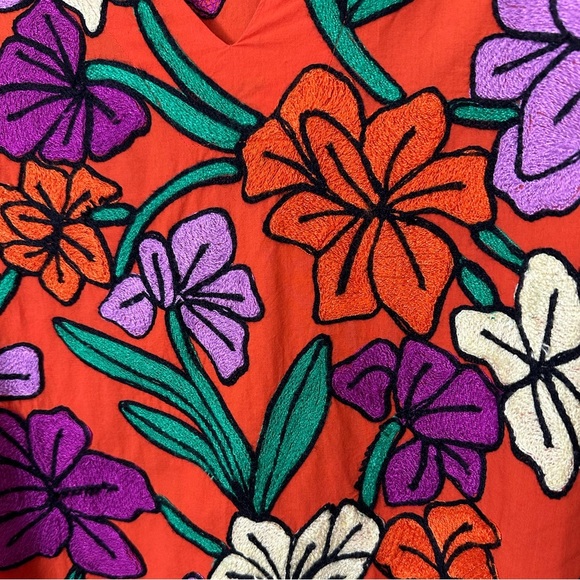 Roller Rabbit Embroidered Floral V-Neck Cotton Relaxed Fit Blouse Top- Size Sm - Picture 3 of 7